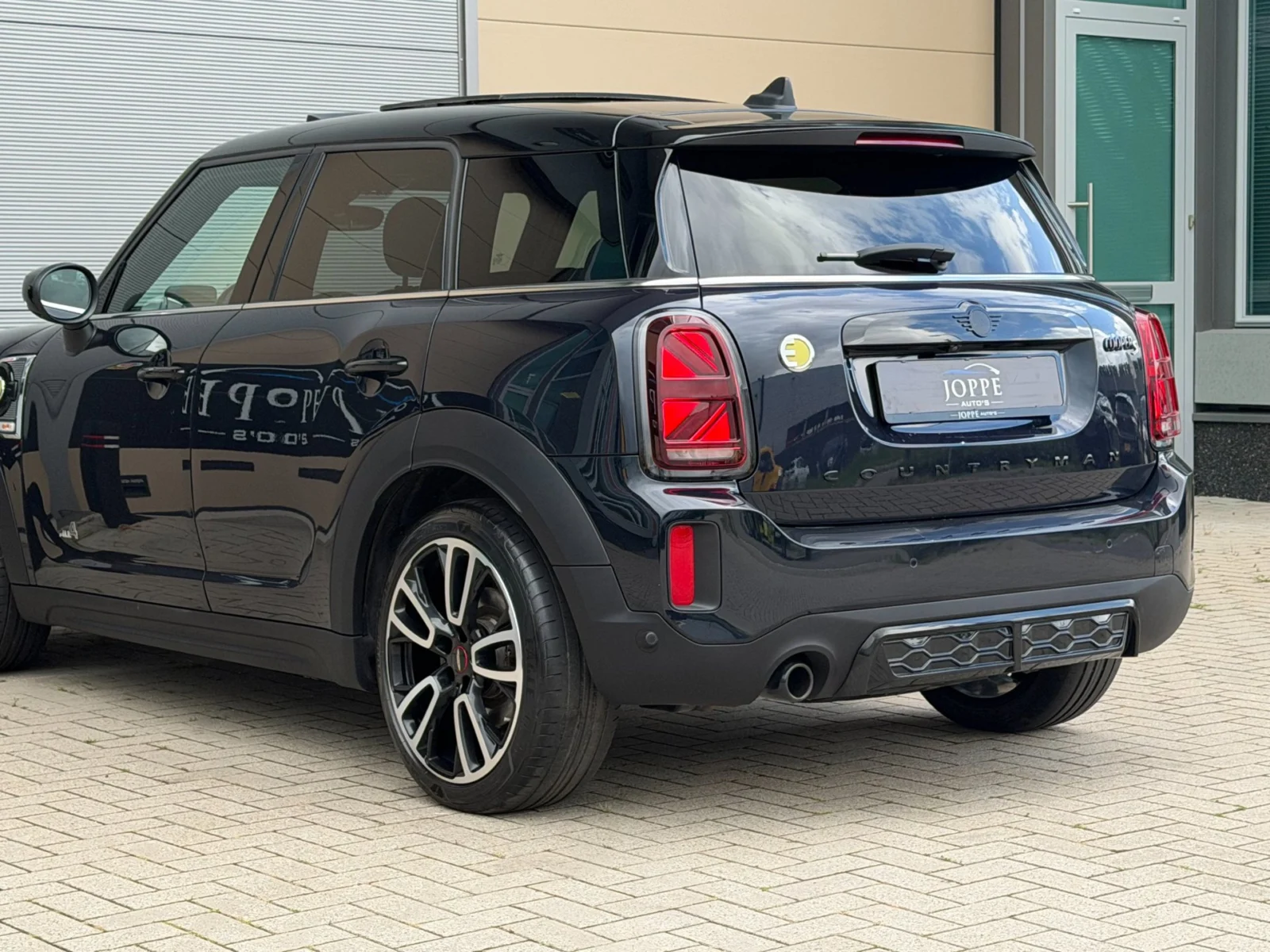 MINI-Countryman