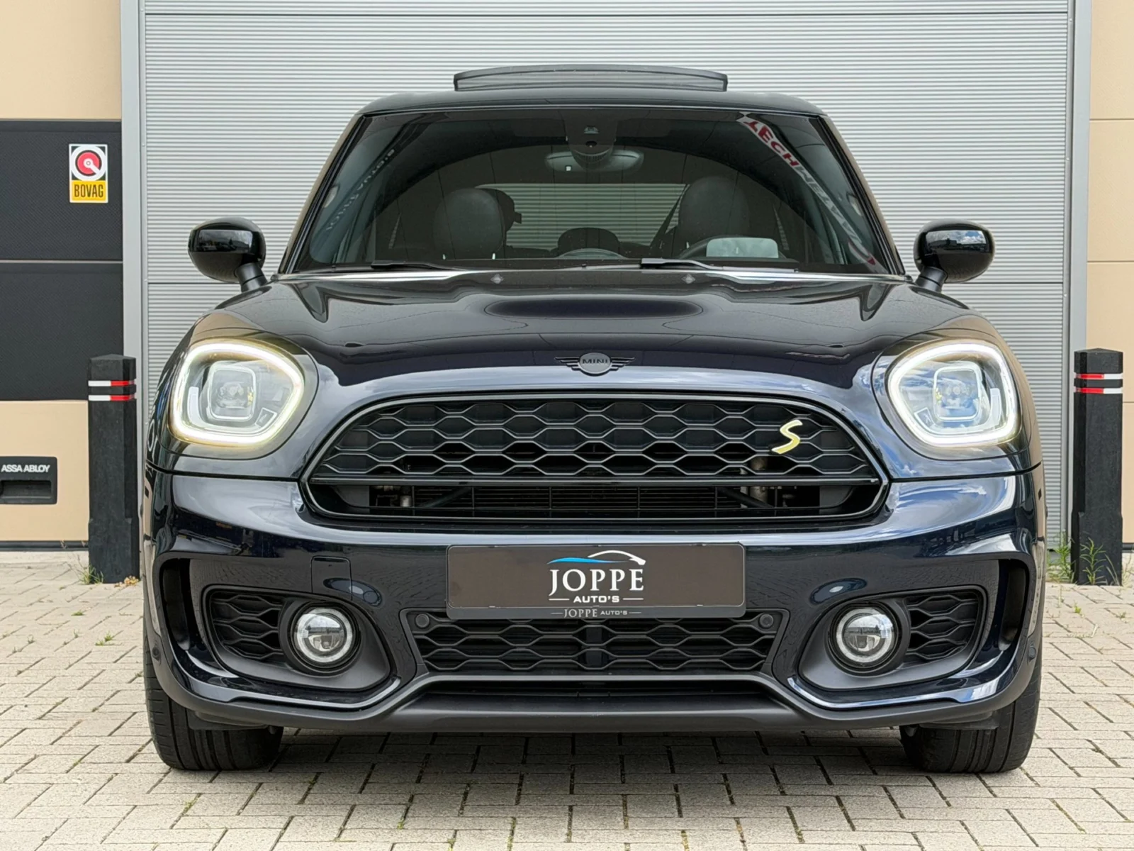 MINI-Countryman