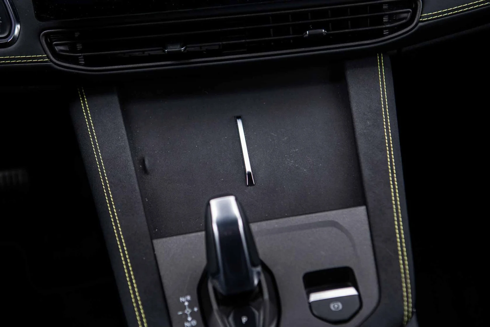 Lynk & Co-01