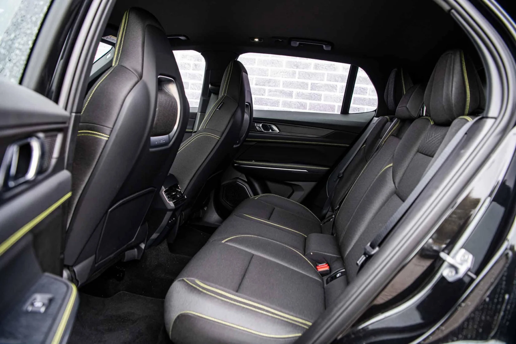 Lynk & Co-01