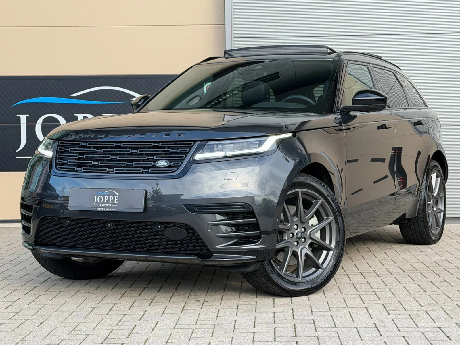 Land Rover-Range Rover Velar