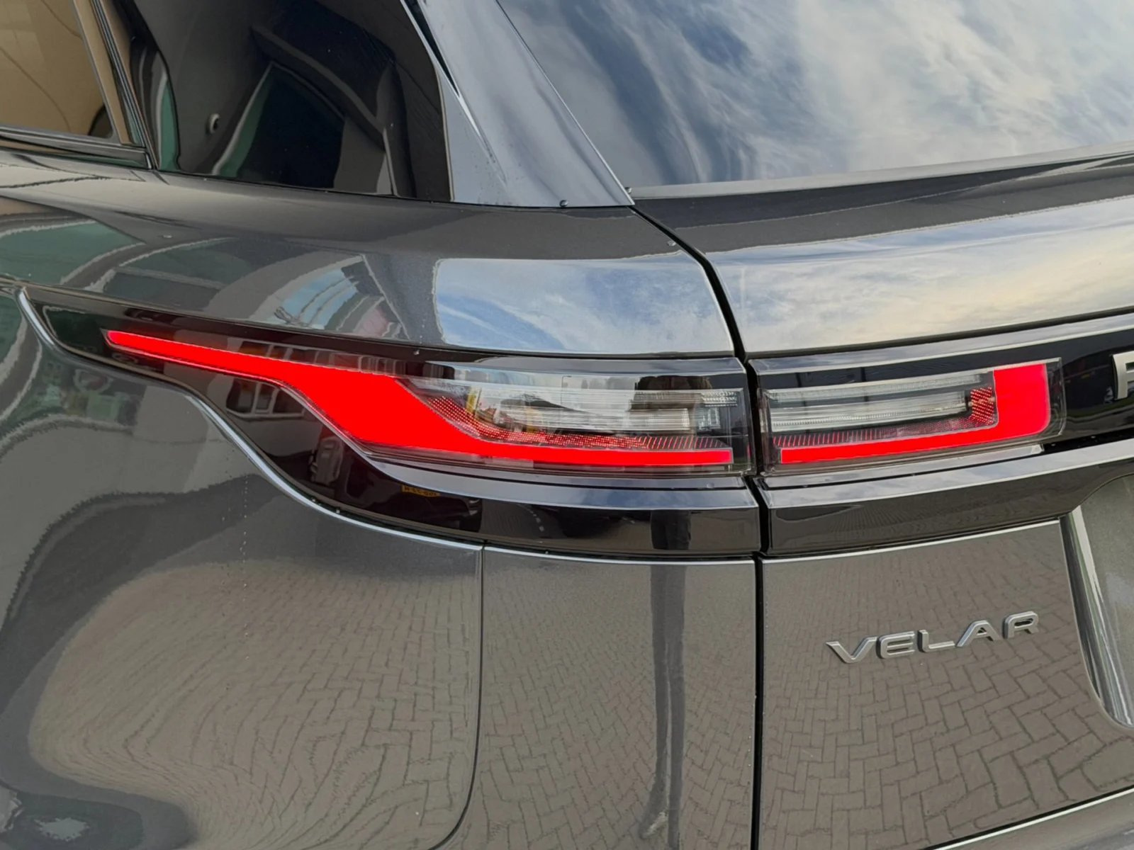 Land Rover-Range Rover Velar
