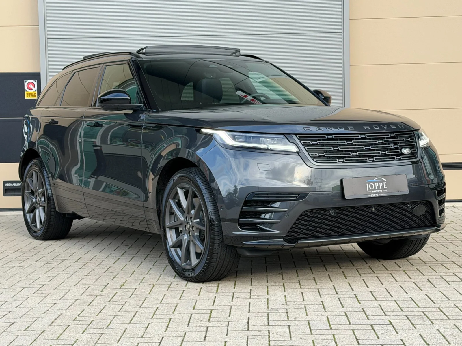 Land Rover-Range Rover Velar