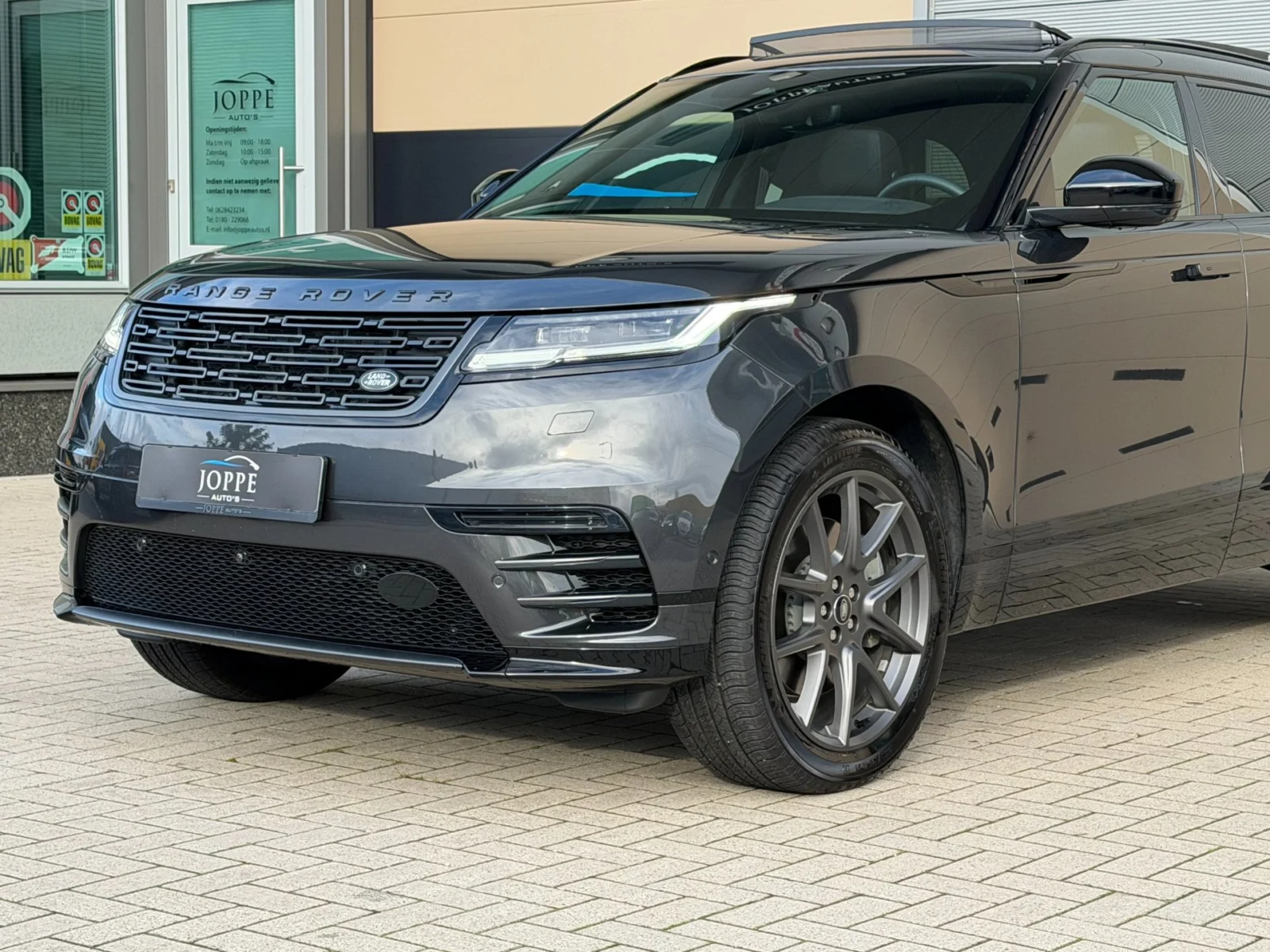 Land Rover-Range Rover Velar