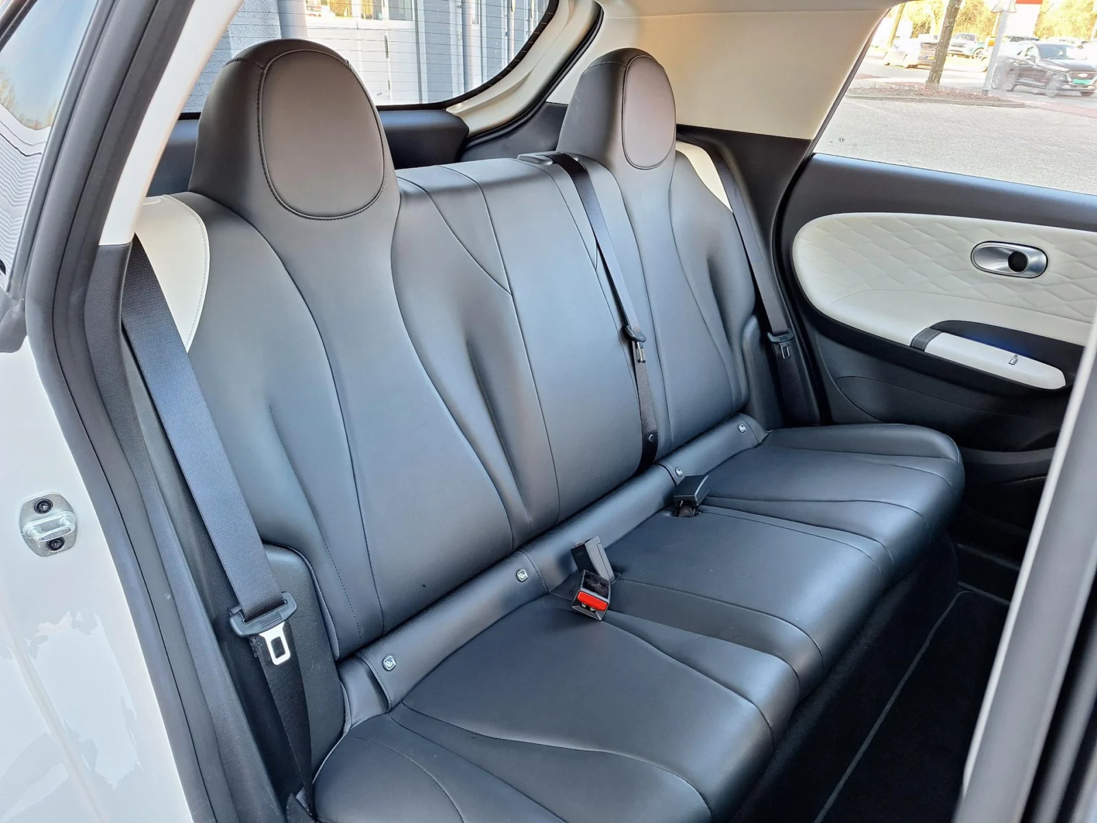 Dongfeng Box Premium Edition