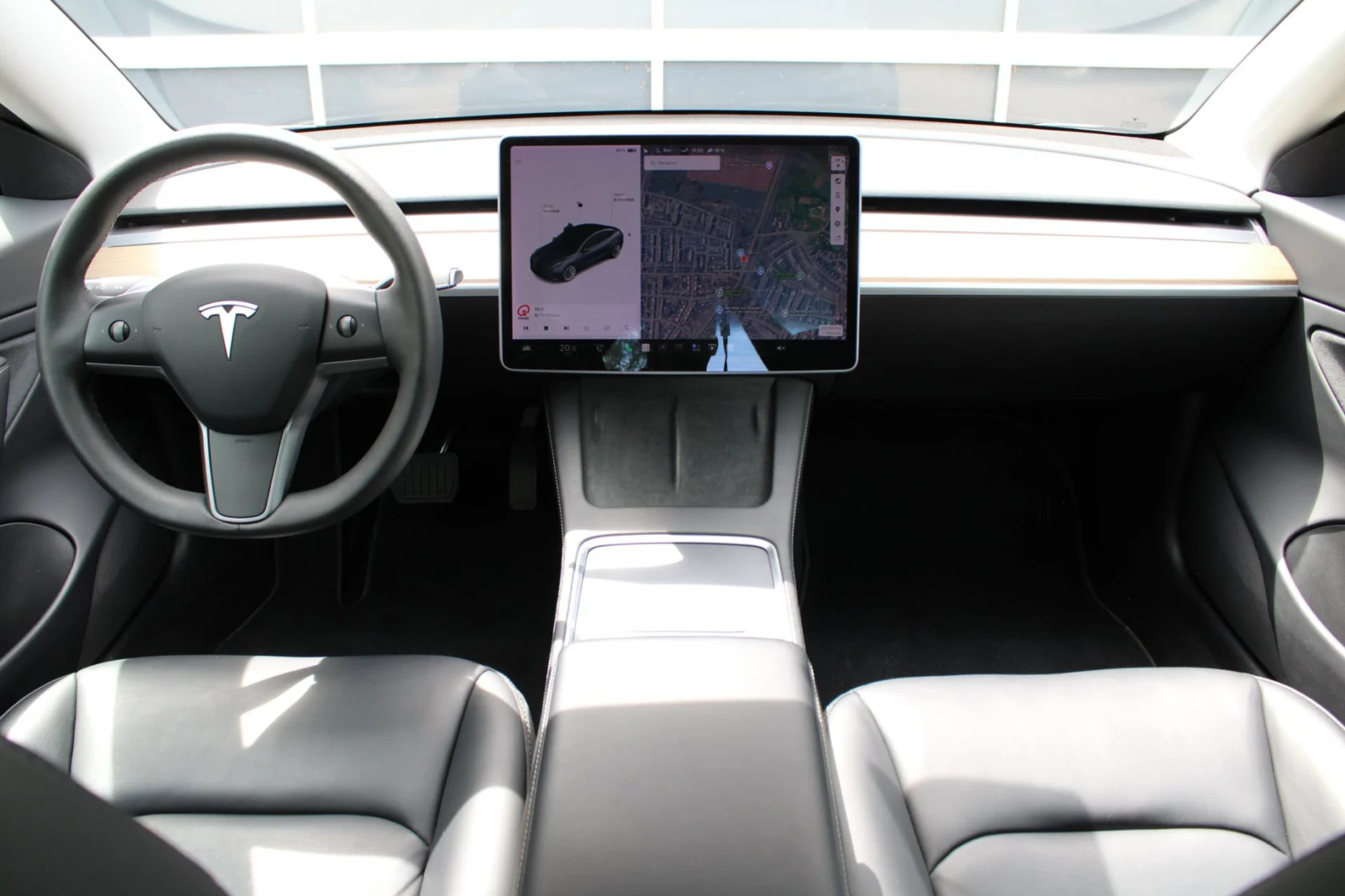 Tesla Model 3 Long Range AWD