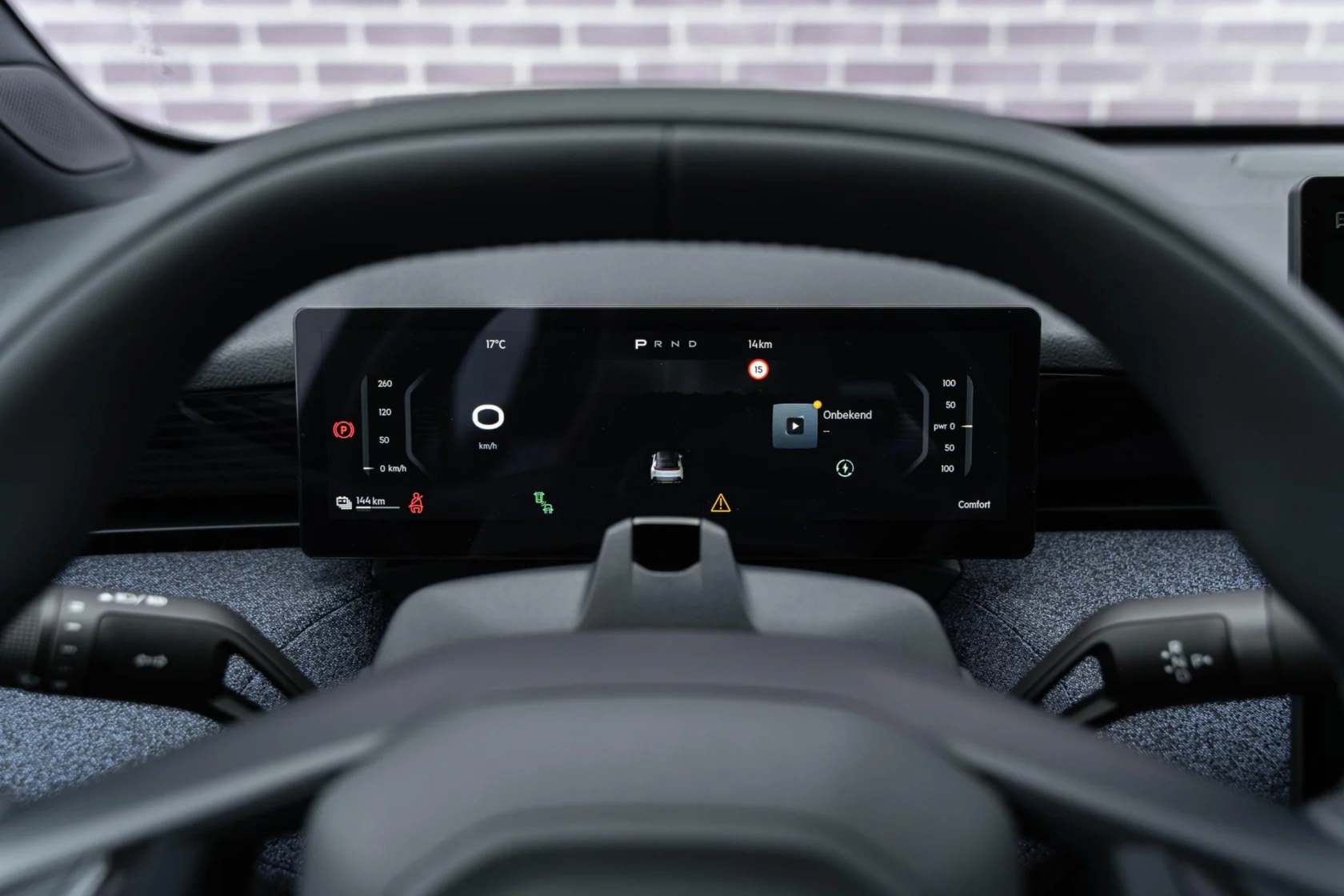 Lynk & Co-02