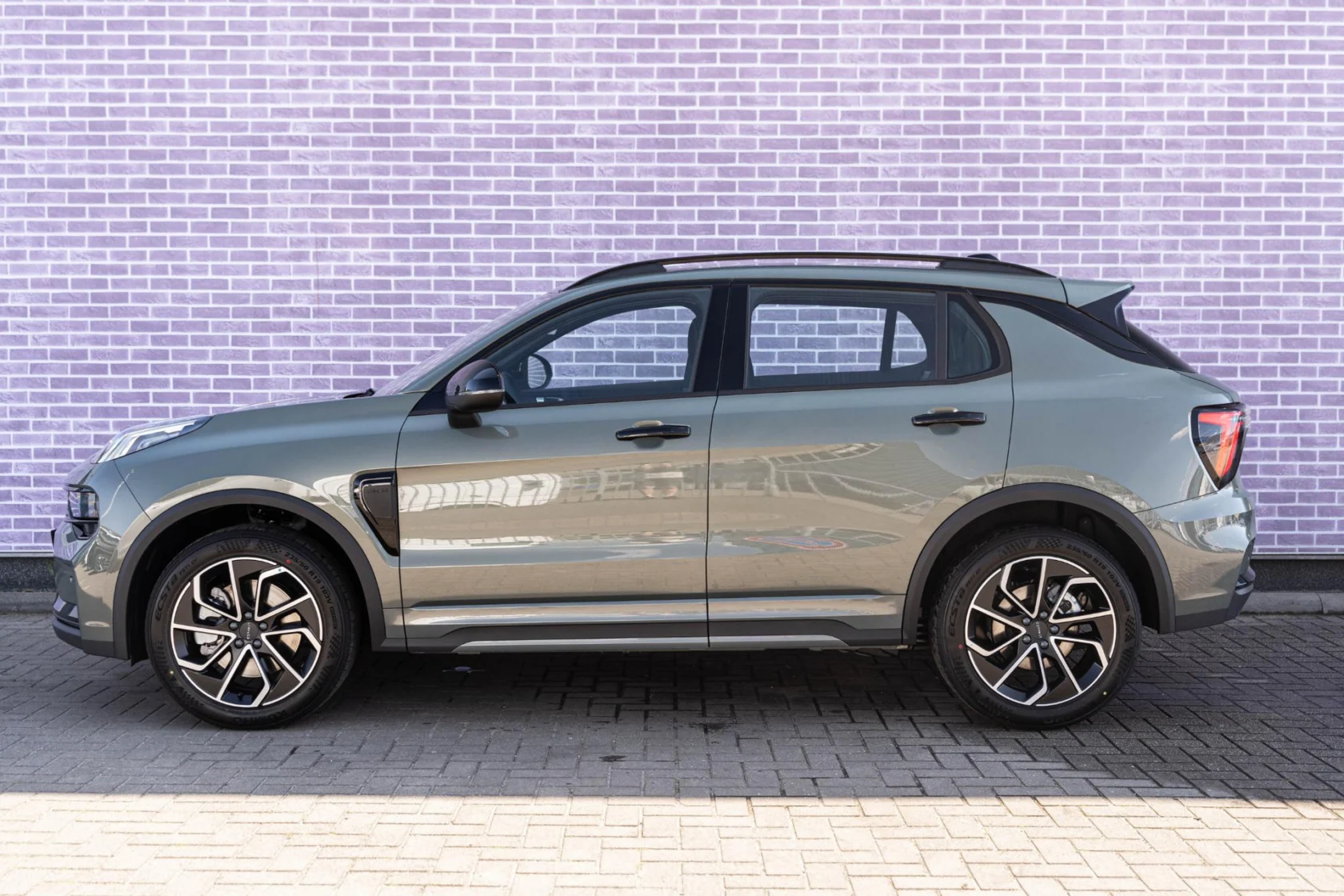 Lynk & Co-01