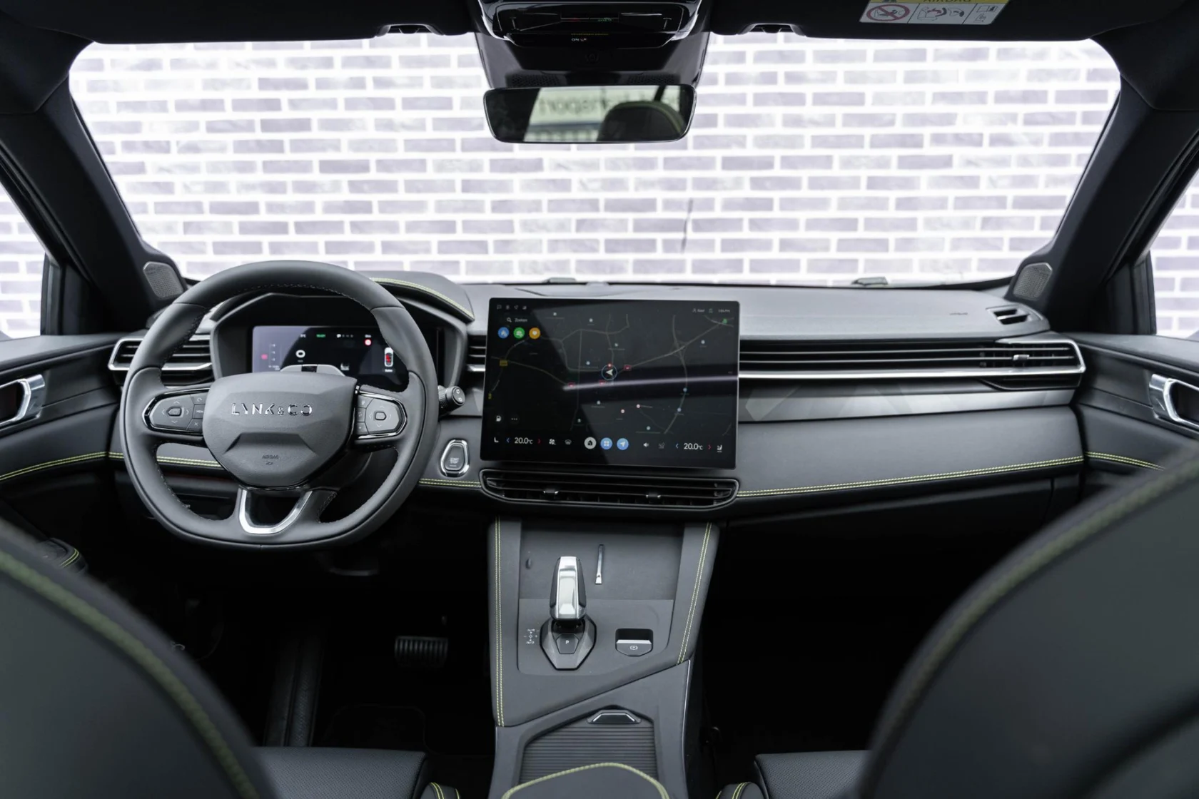 Lynk & Co-01