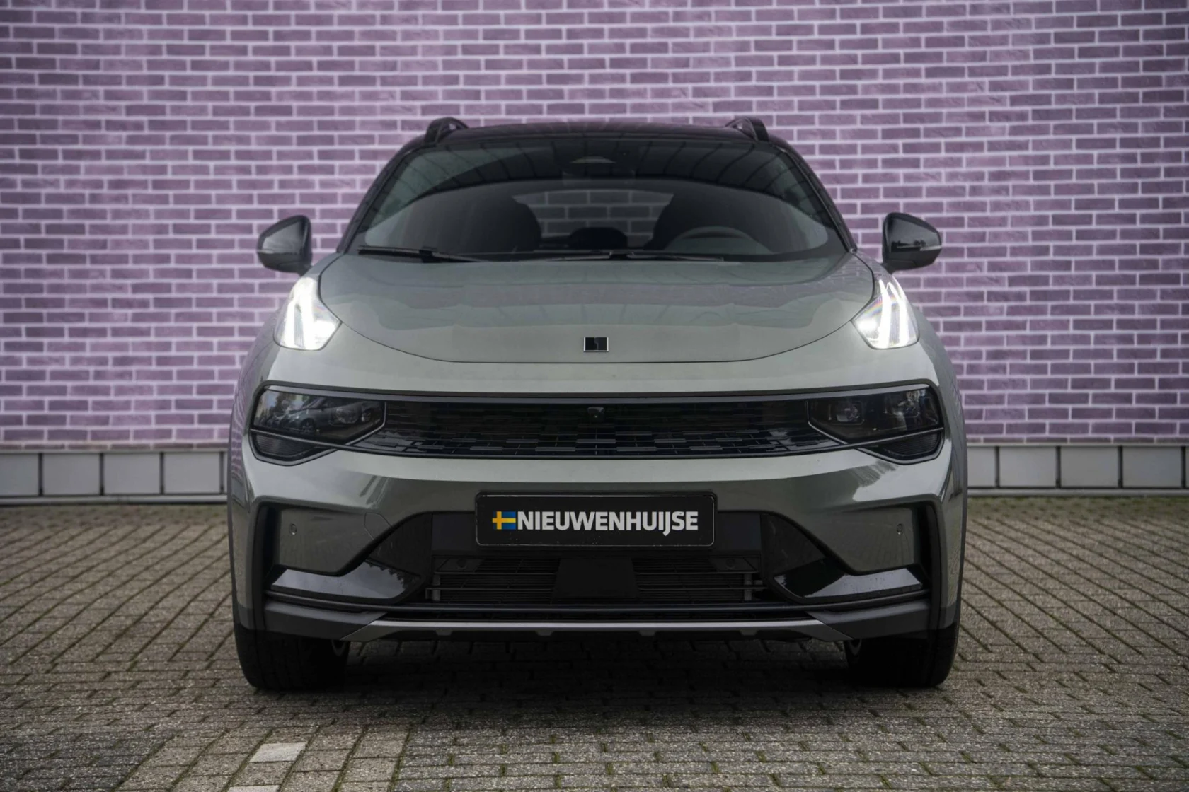 Lynk & Co-01