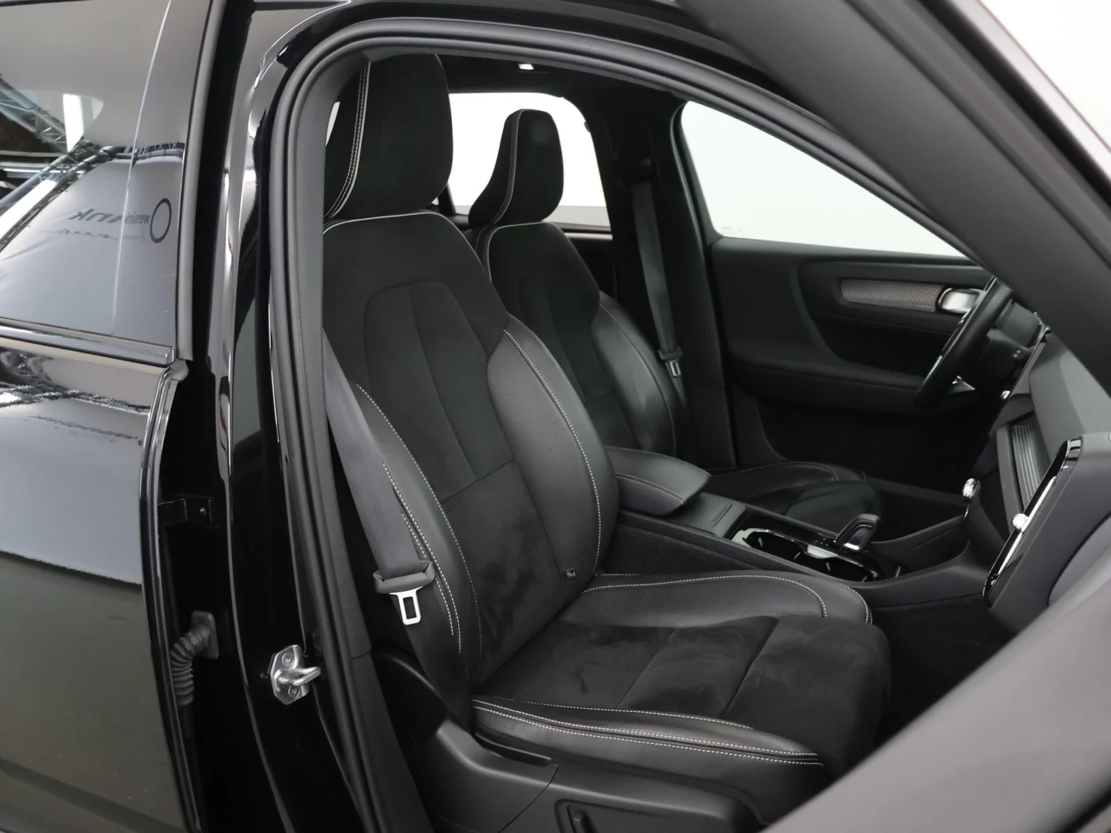 Volvo-XC40