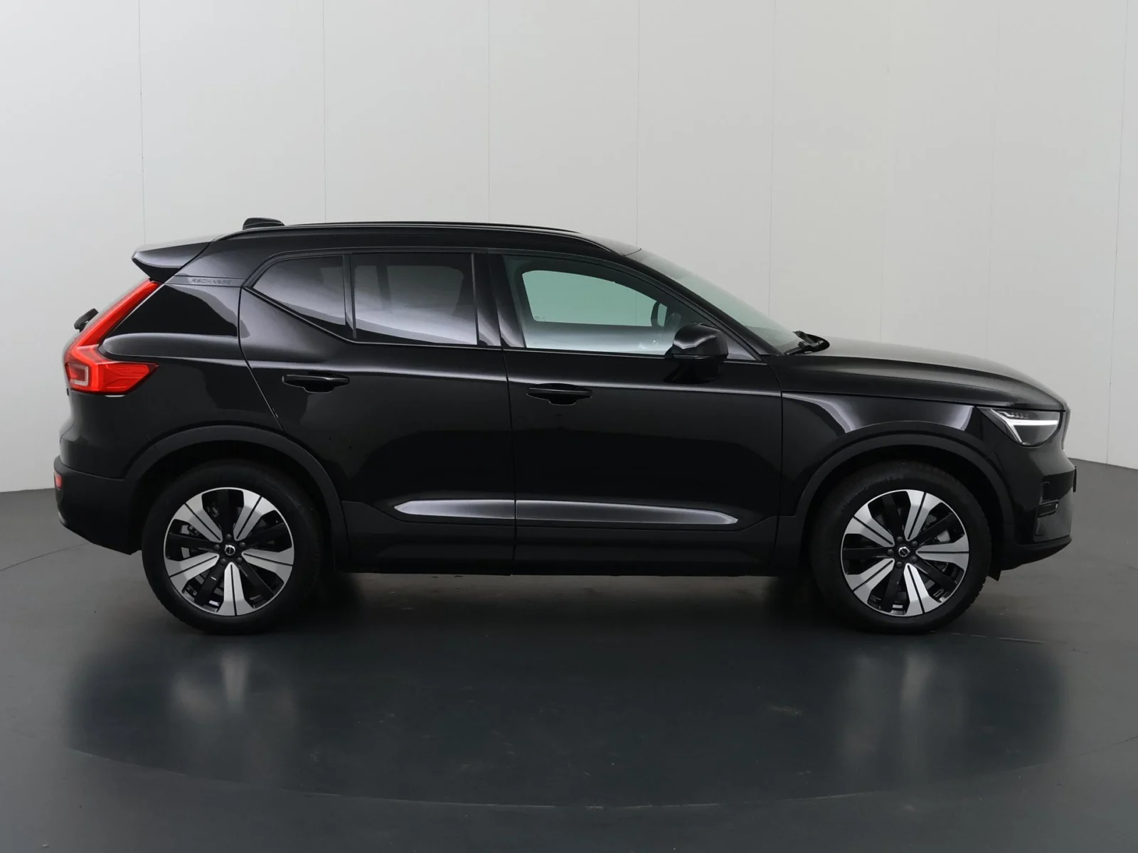 Volvo-XC40