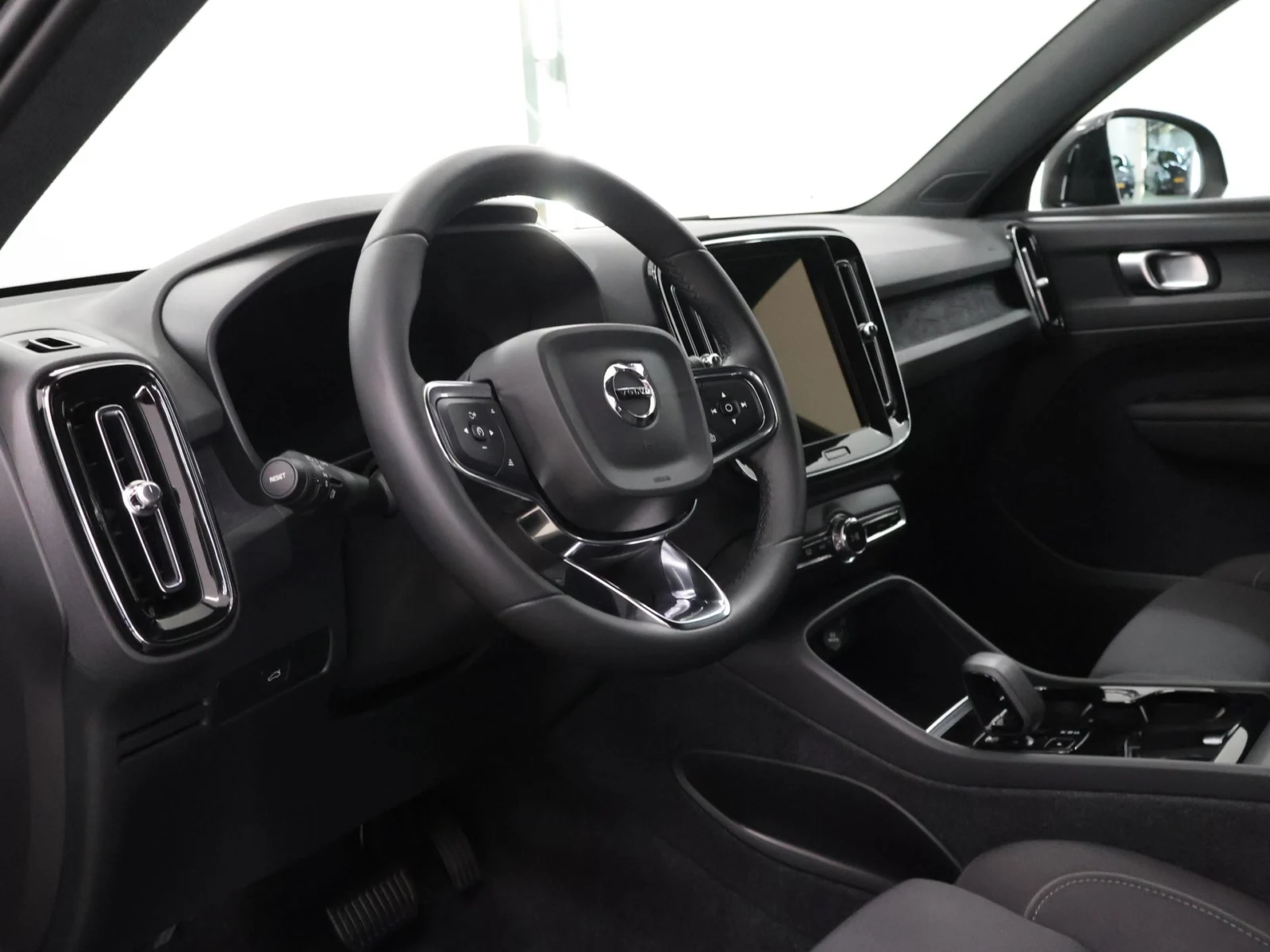 Volvo-XC40