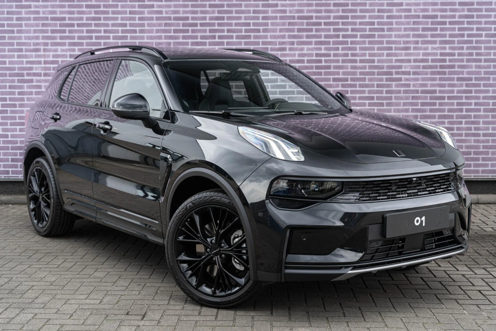 Lynk & Co-01