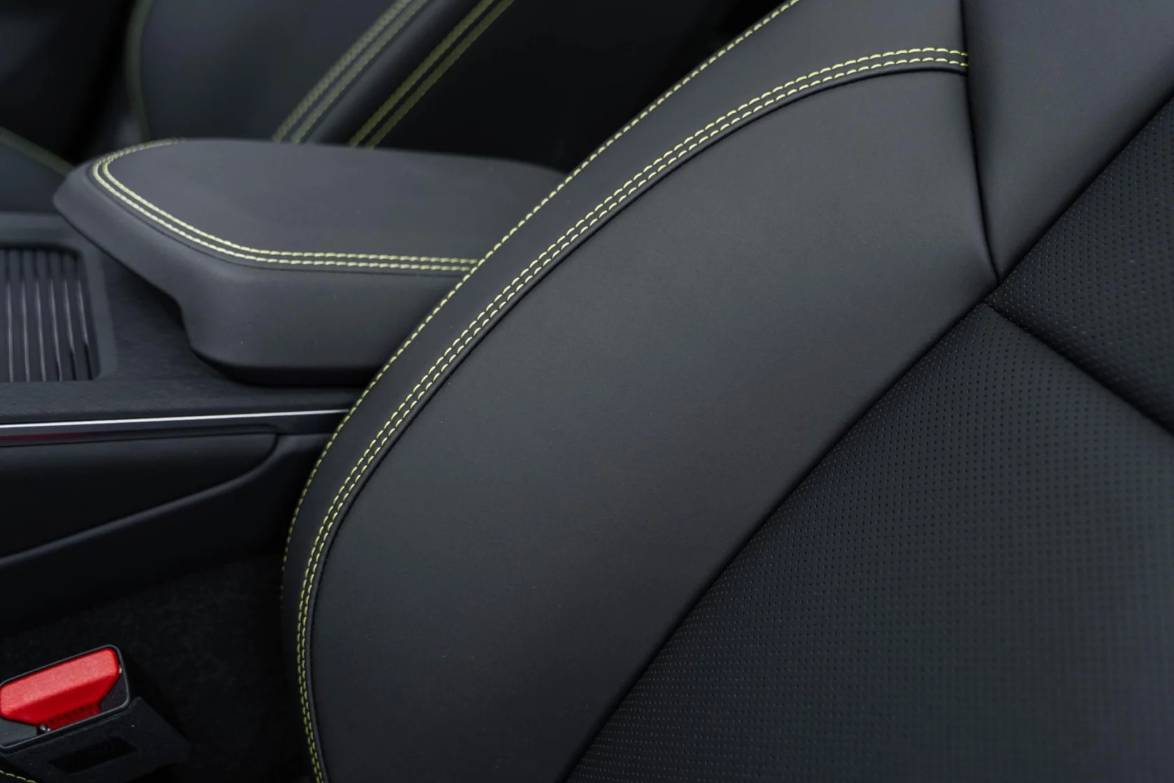 Lynk & Co-01