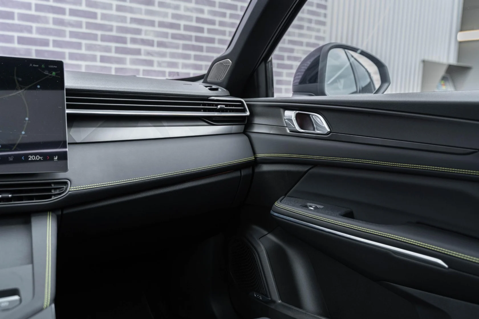Lynk & Co-01