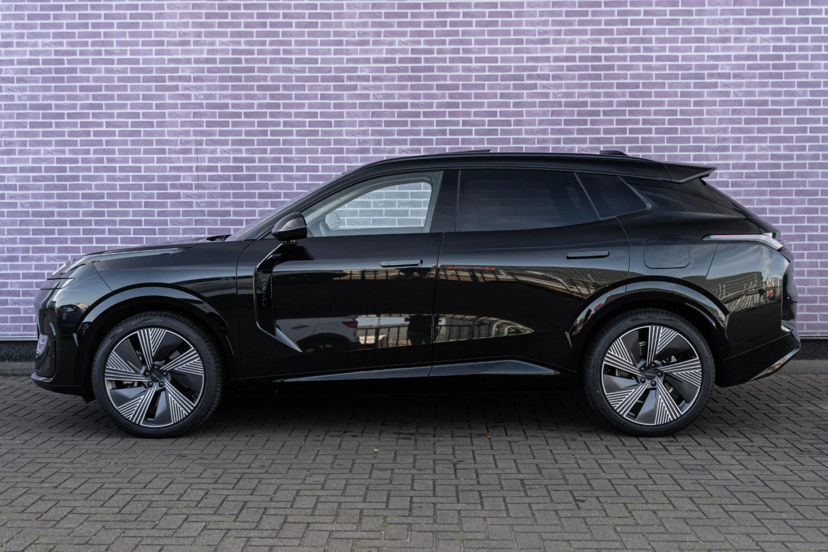 Lynk & Co-08