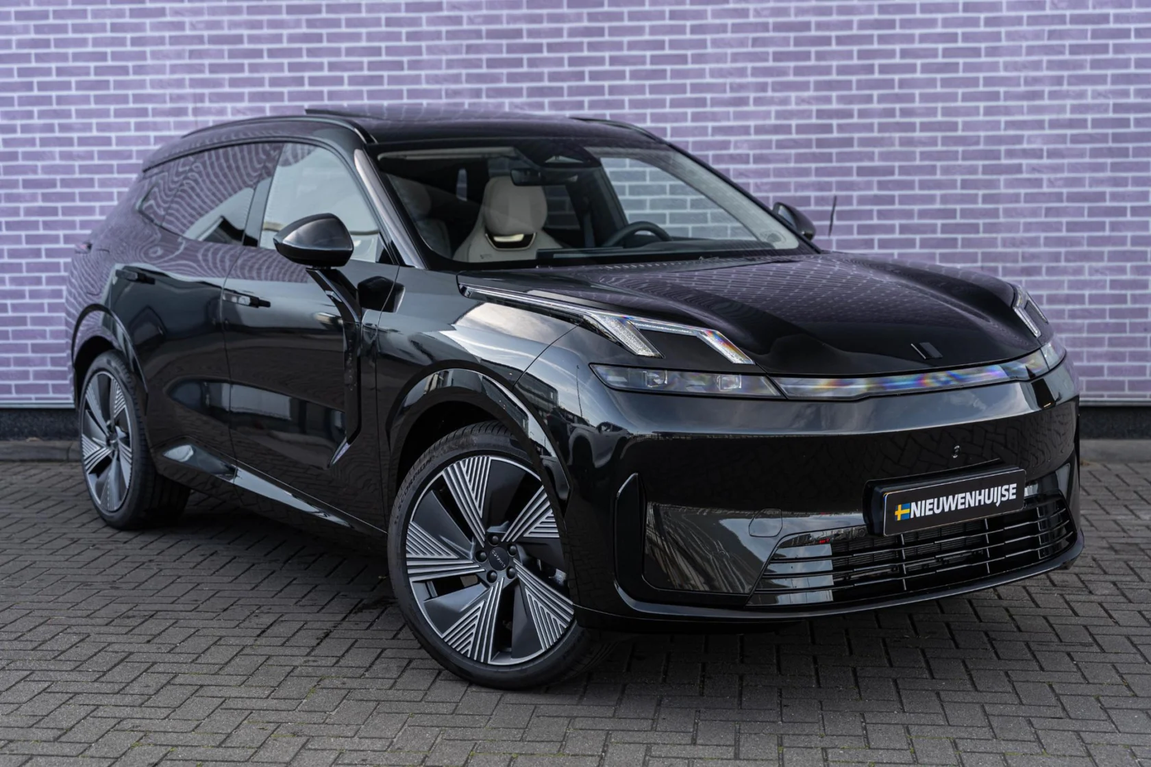 Lynk & Co-08