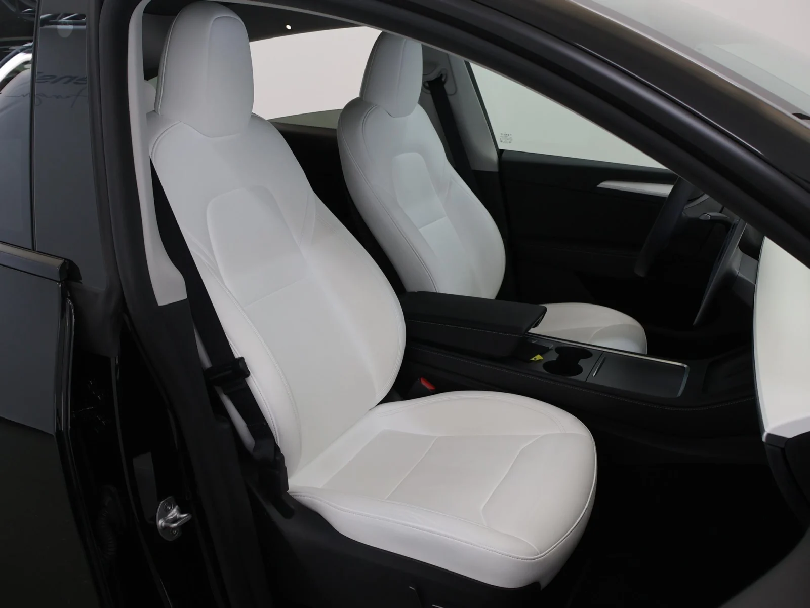 Tesla-Model Y