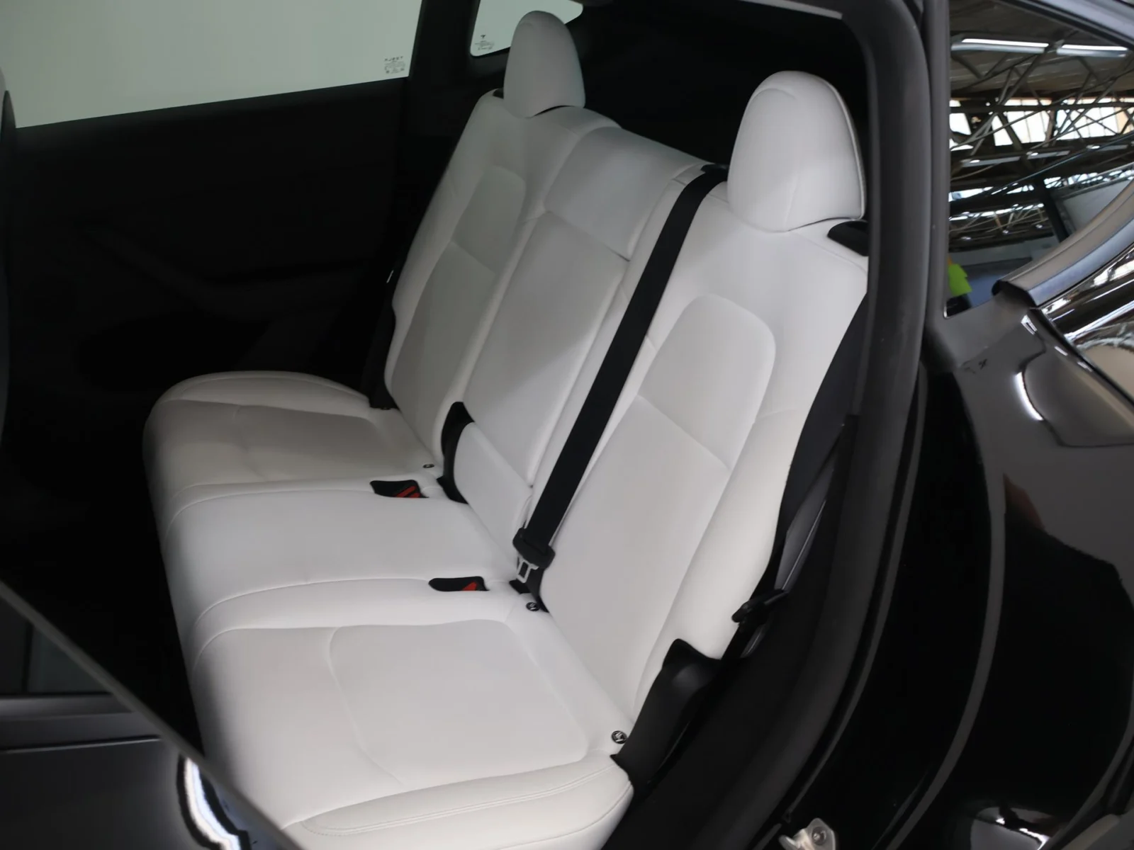 Tesla-Model Y