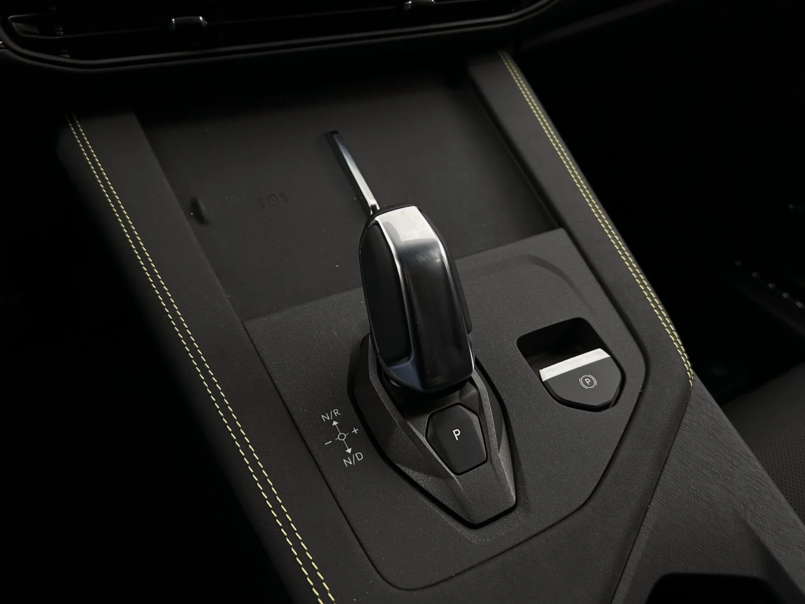 Lynk & Co-01