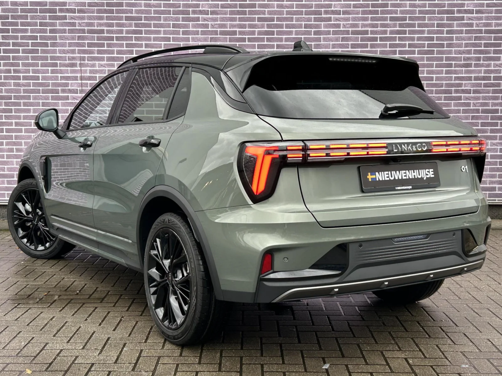 Lynk & Co-01