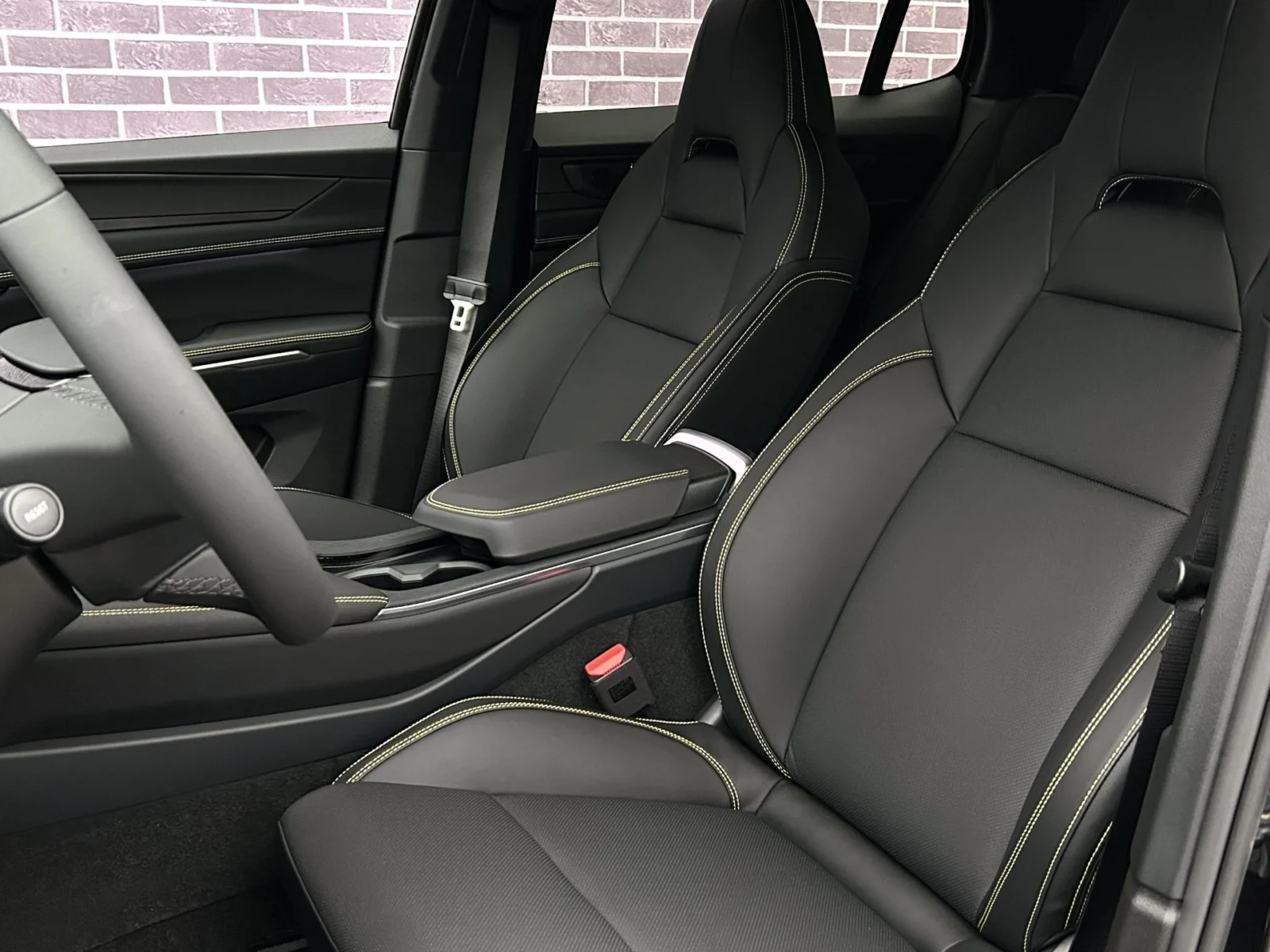 Lynk & Co-01