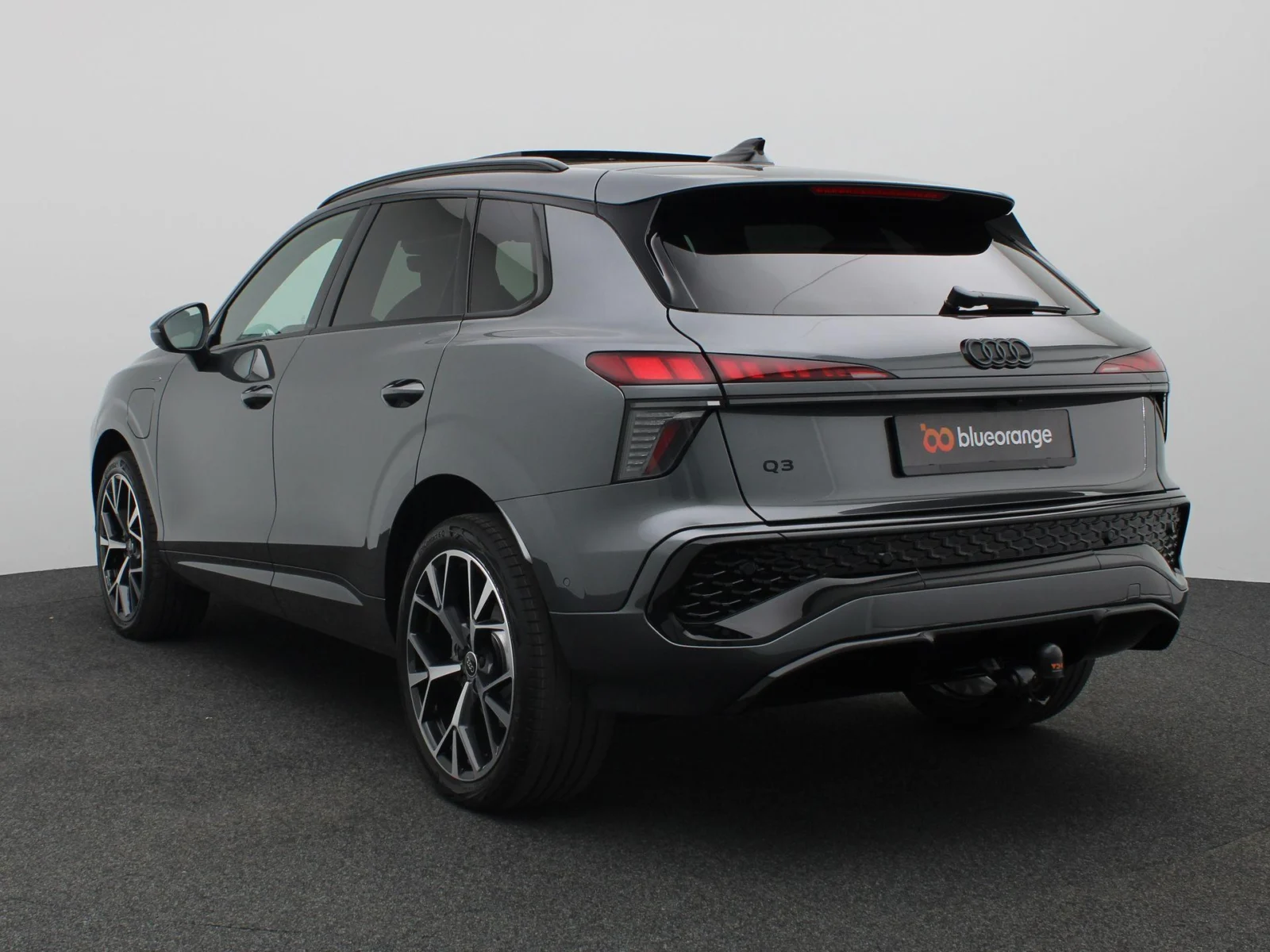 Audi-Q3