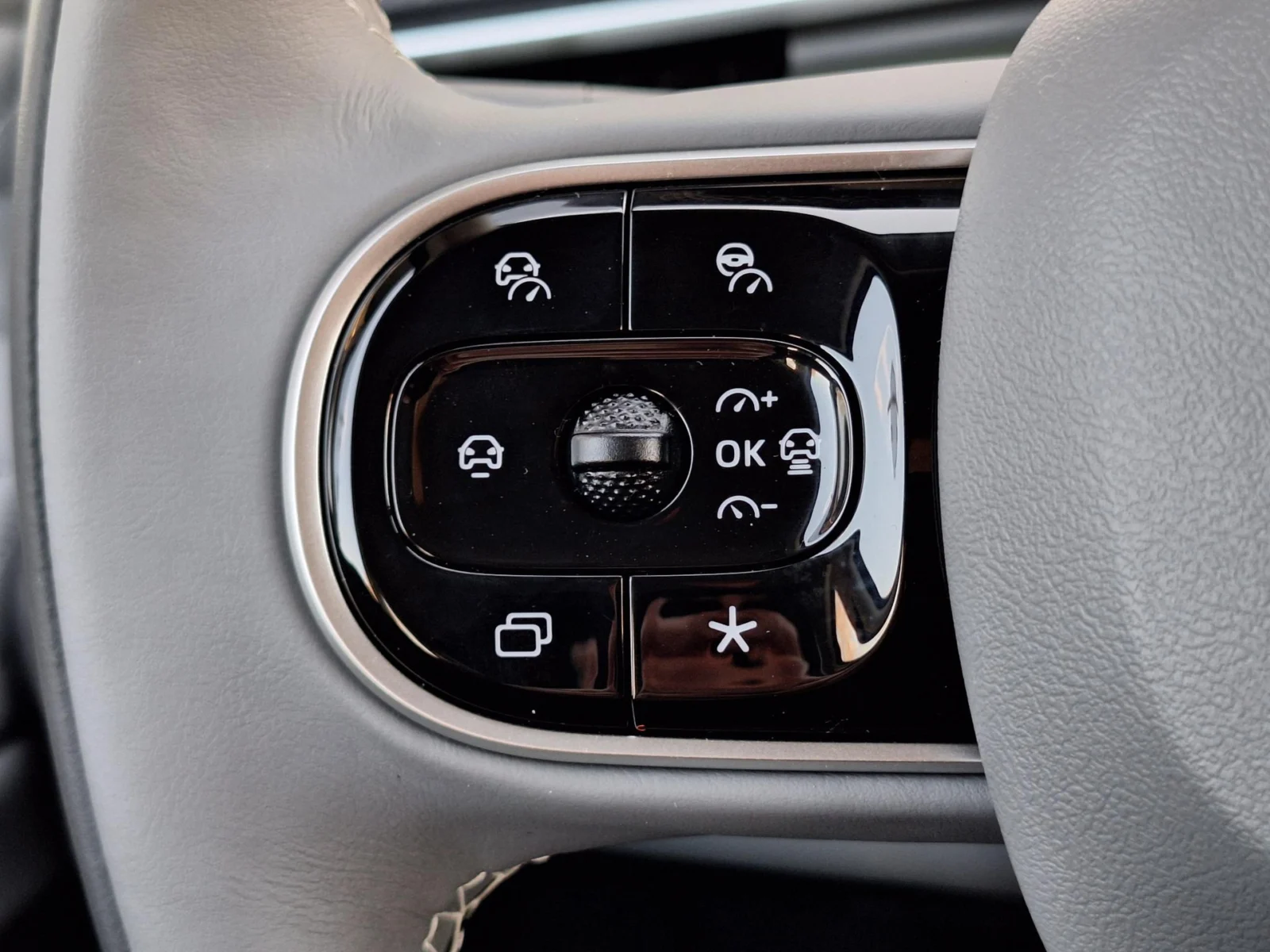 Dongfeng Box Premium Edition