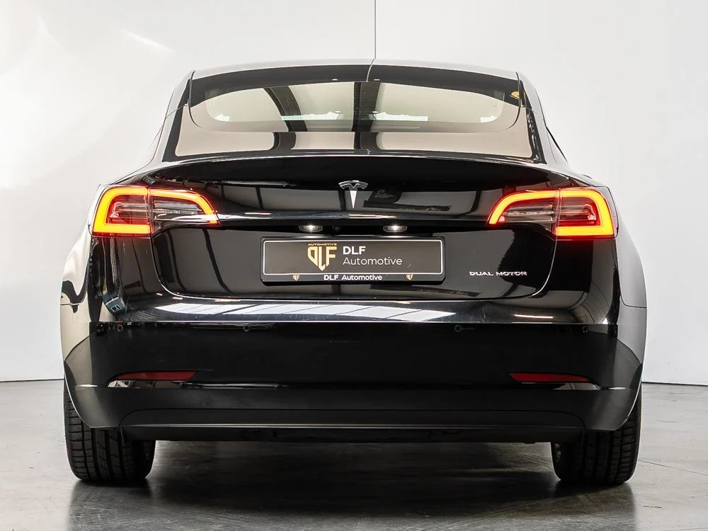 Tesla-Model 3