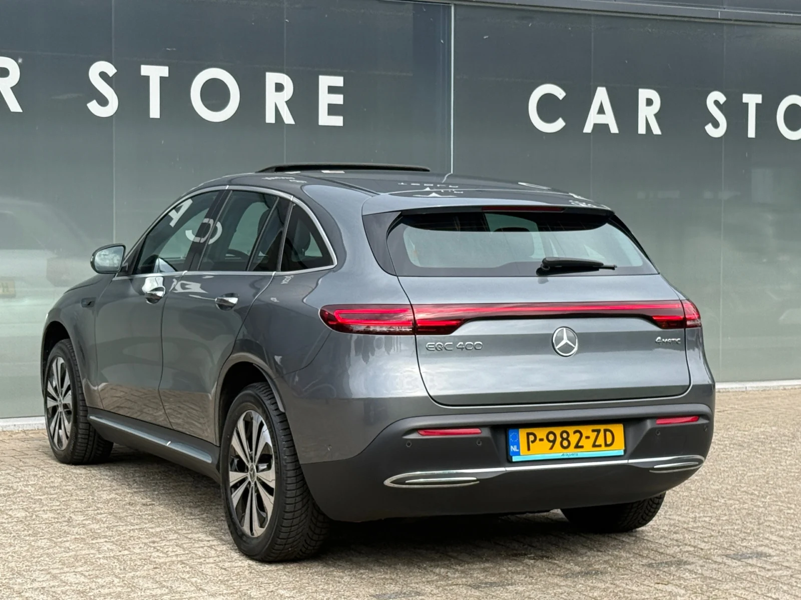 Mercedes-Benz EQC 400 4MATIC Luxury 98% SOH PANO