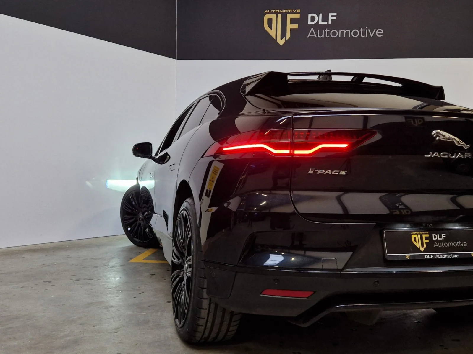 Jaguar-I-Pace