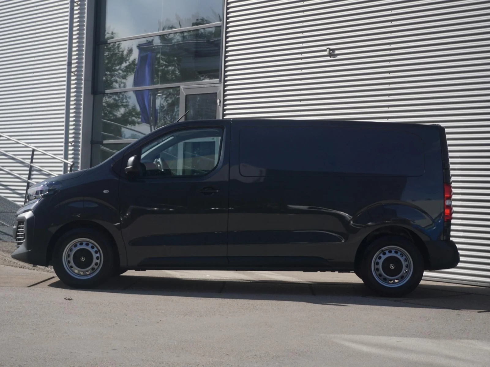 Opel Vivaro-e L2