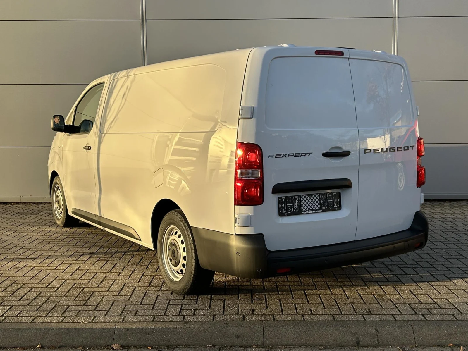 Peugeot e-Expert L2