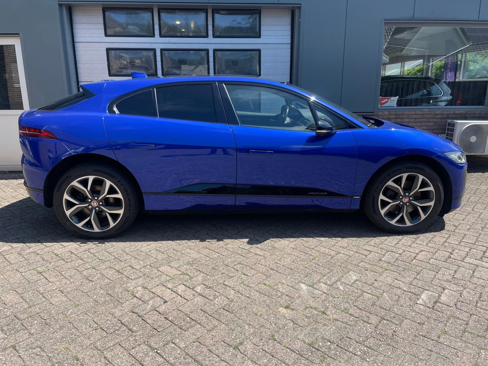 Jaguar-I-Pace