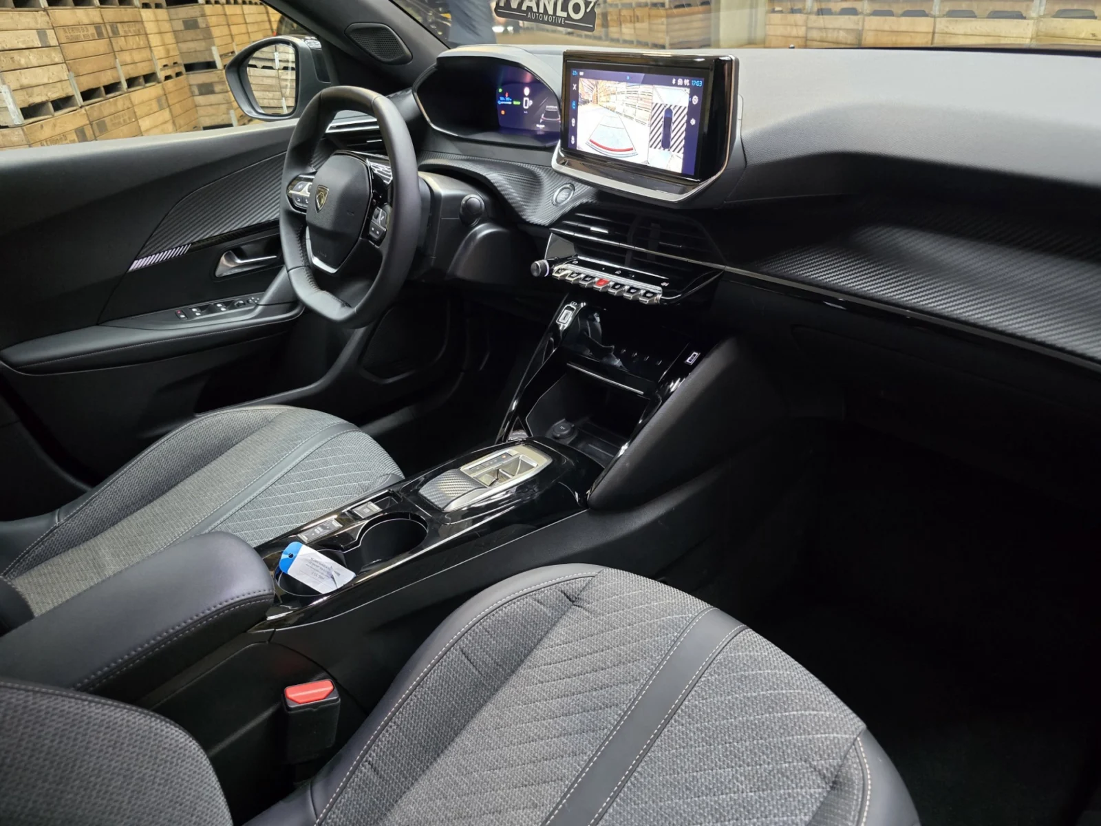 Peugeot e-2008 Allure Avantage FL Carplay