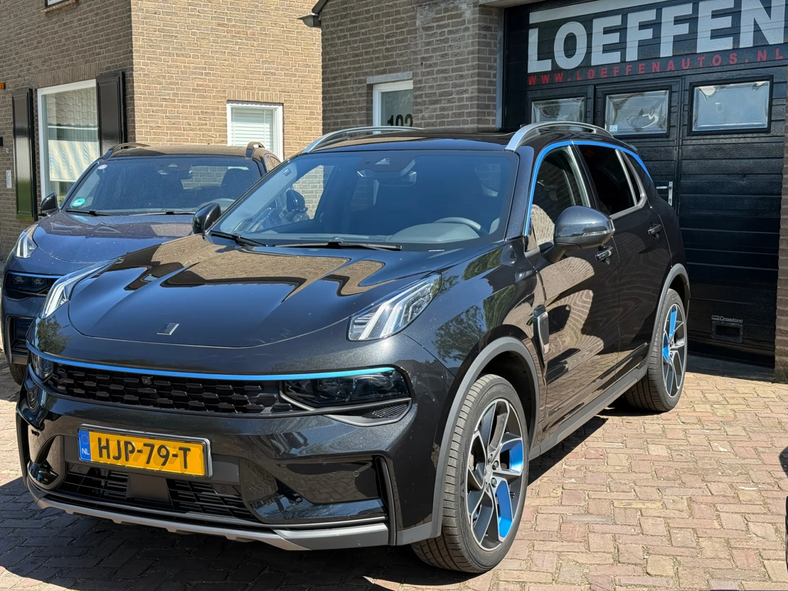 Lynk & Co-01