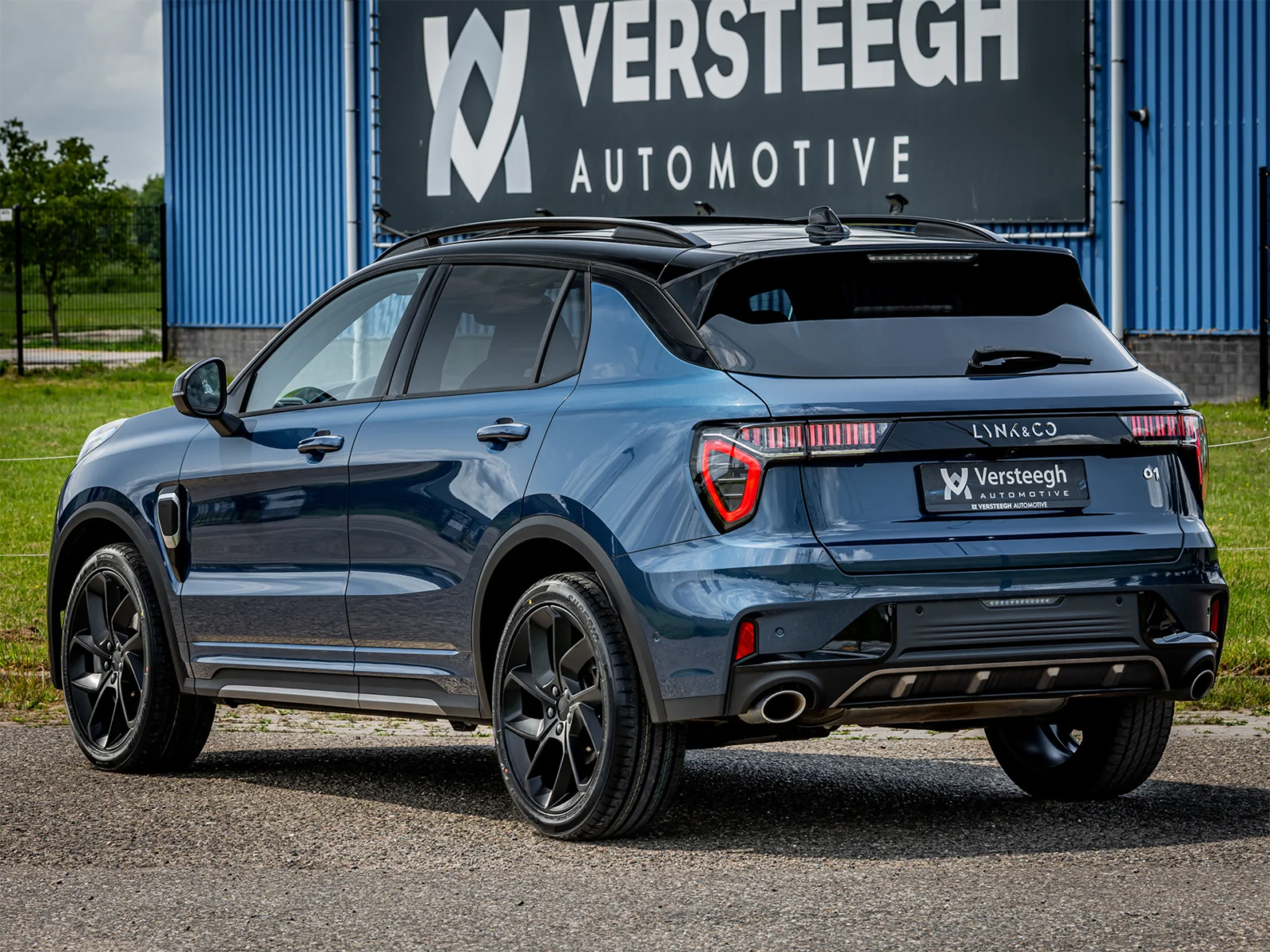 Lynk & Co-01