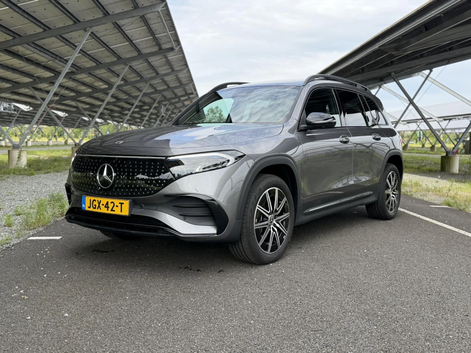 Mercedes-Benz EQB 250+ AMG Line