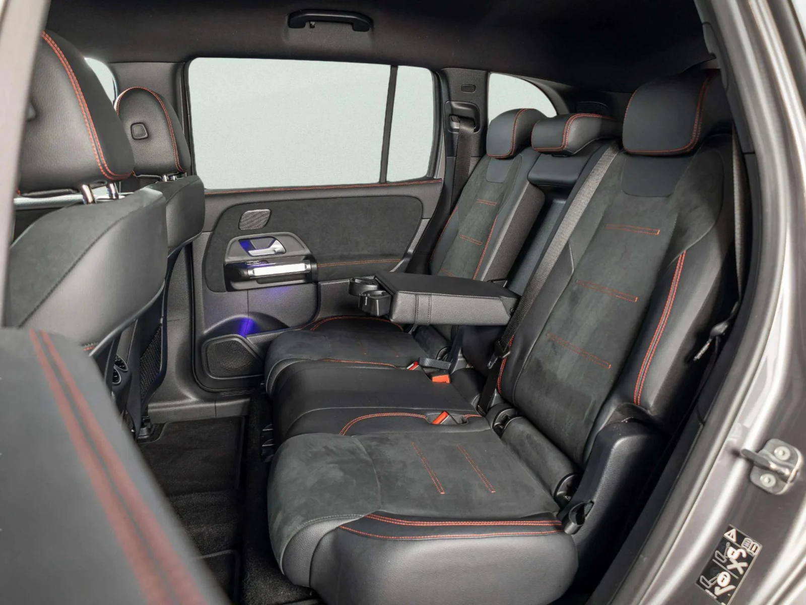 Mercedes-Benz EQB 300 4MATIC AMG Line