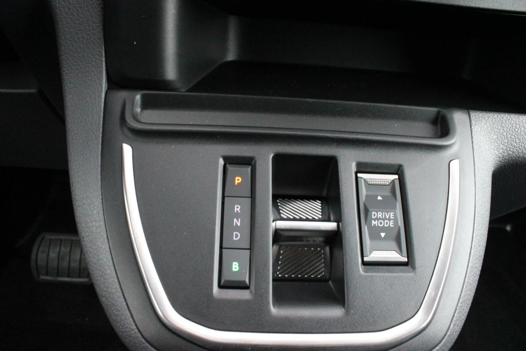 Peugeot e-Expert L2 ASPHALT