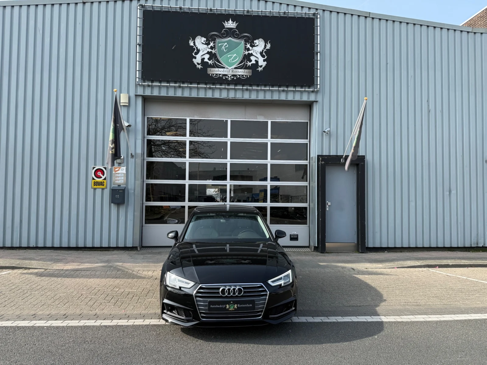 Audi-A4