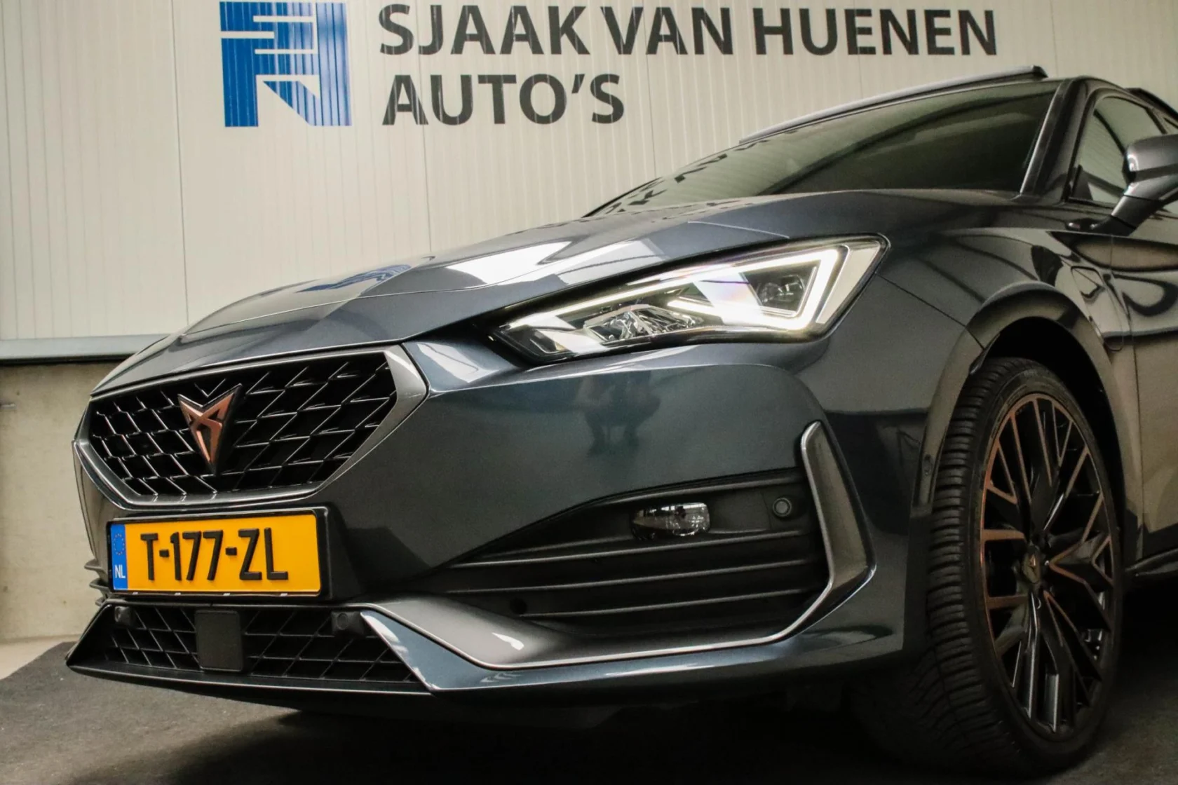 CUPRA-Leon