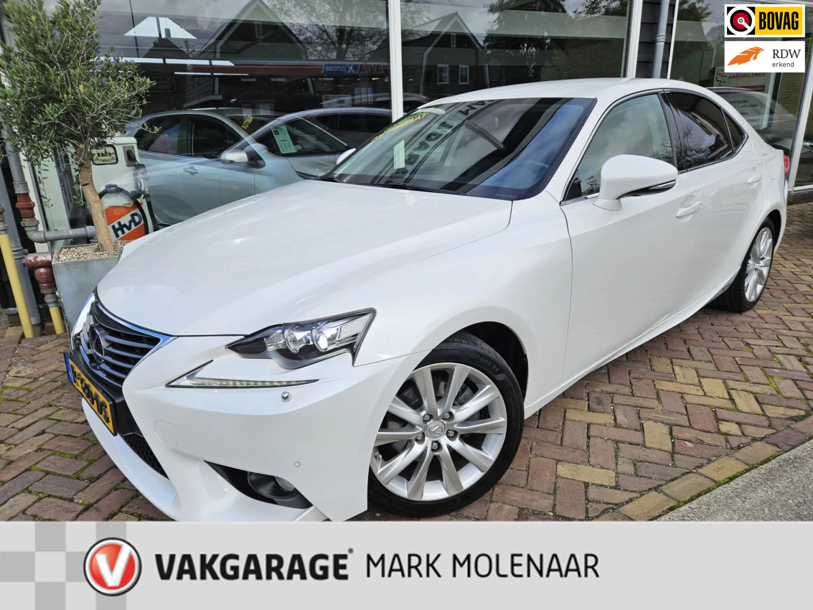 Lexus-IS-Serie