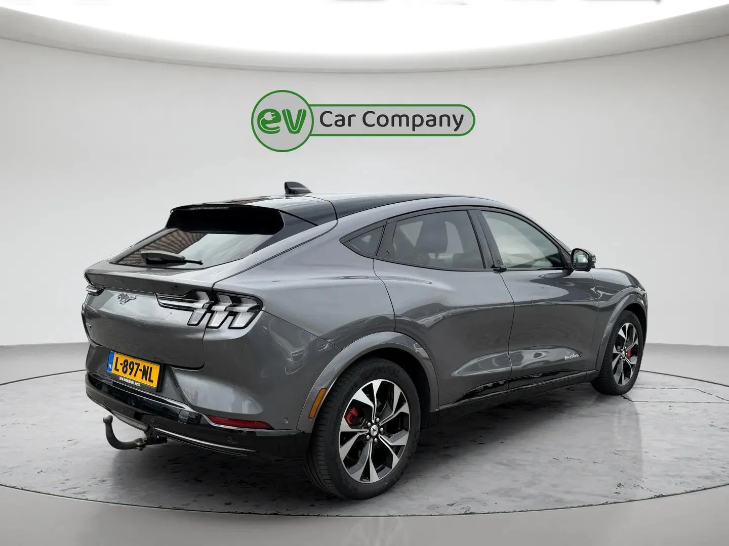 Ford Mustang Mach-E Extended First Edition AWD
