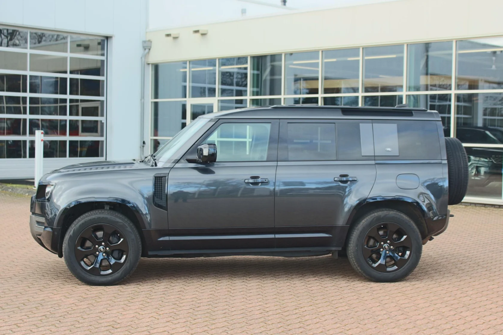 Land Rover-Defender