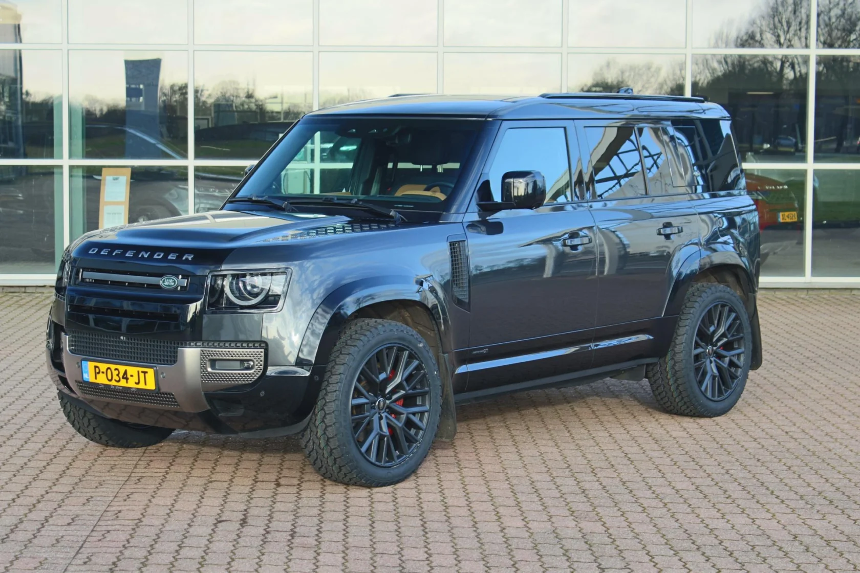 Land Rover-Defender