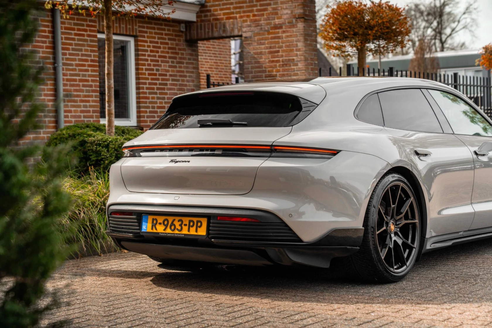 Porsche Taycan Sport Turismo