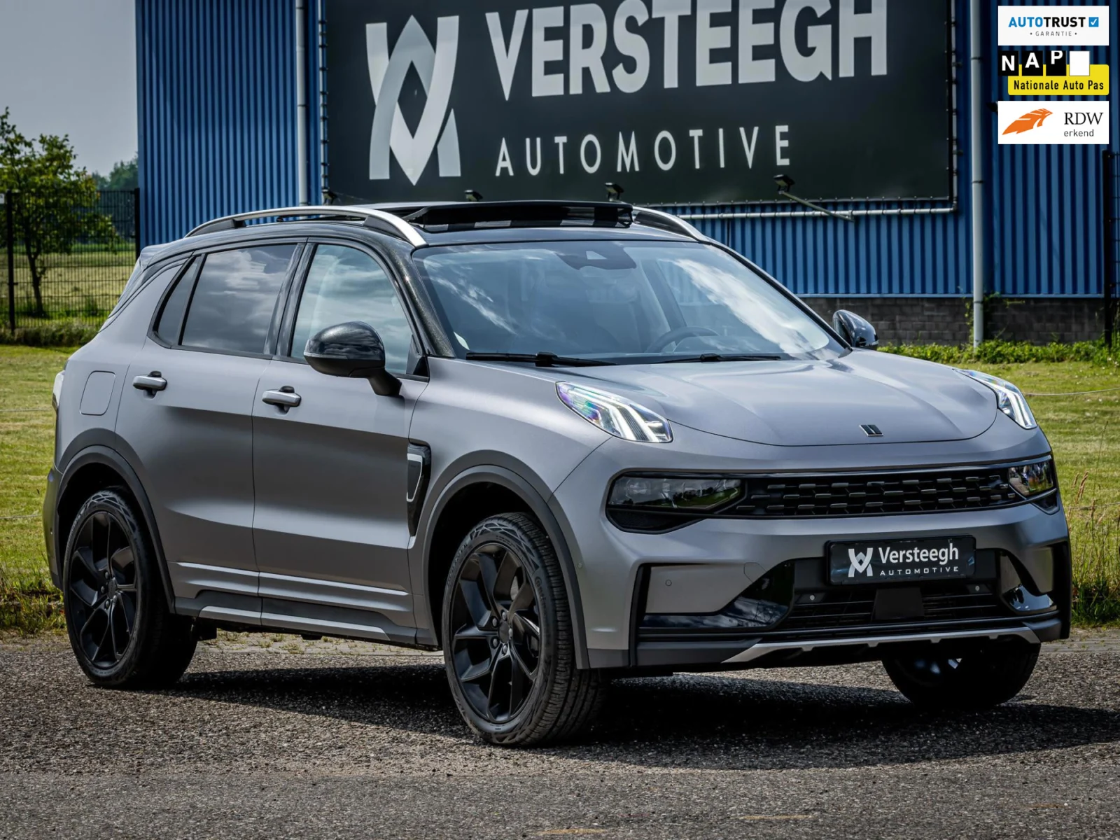 Lynk & Co-01