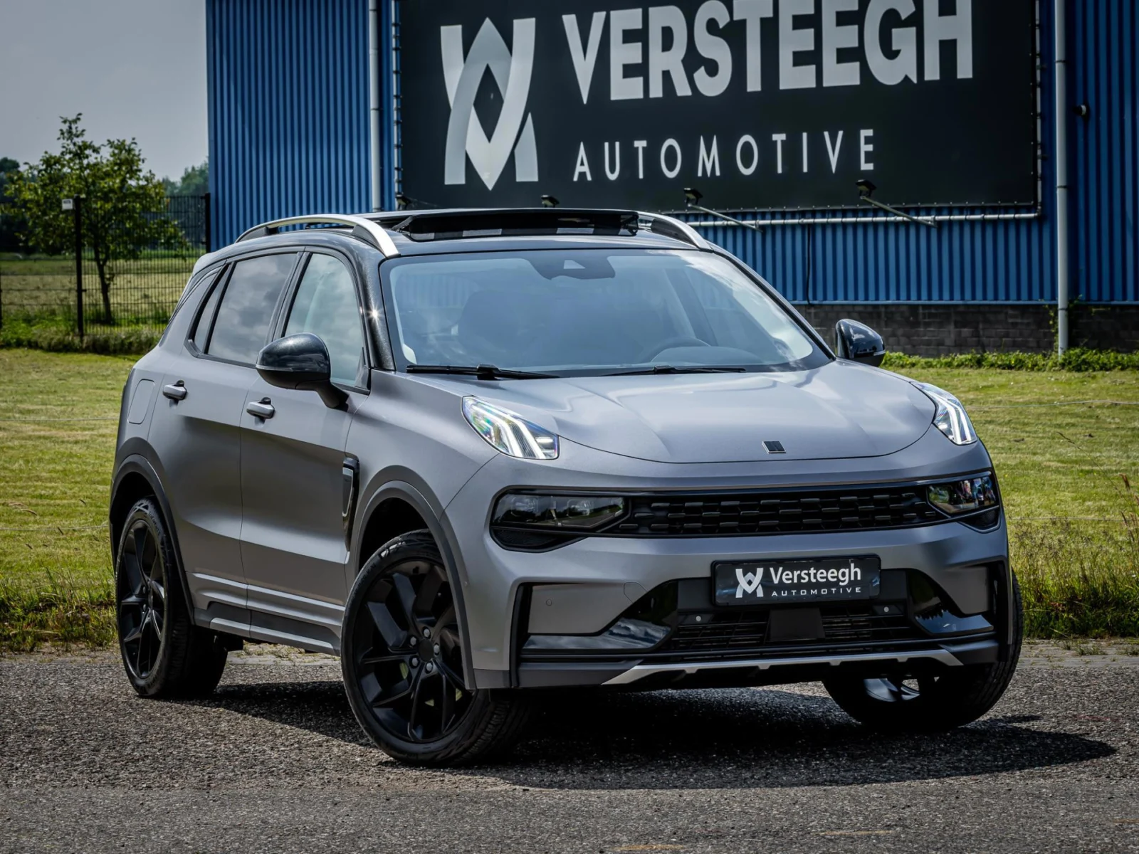 Lynk & Co-01